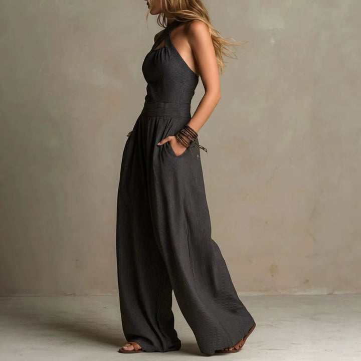 Alessia | Tuta Elegante con Scollo Incrociato